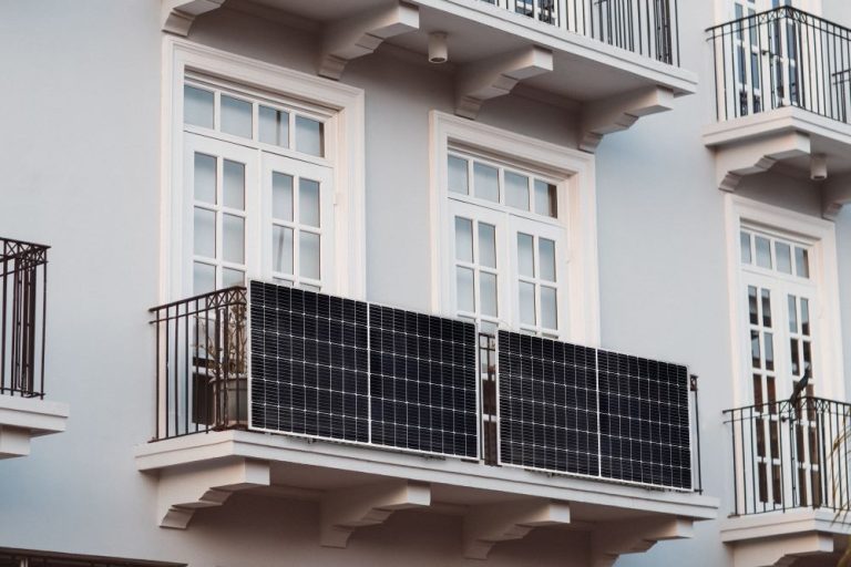 balcony-solar-system